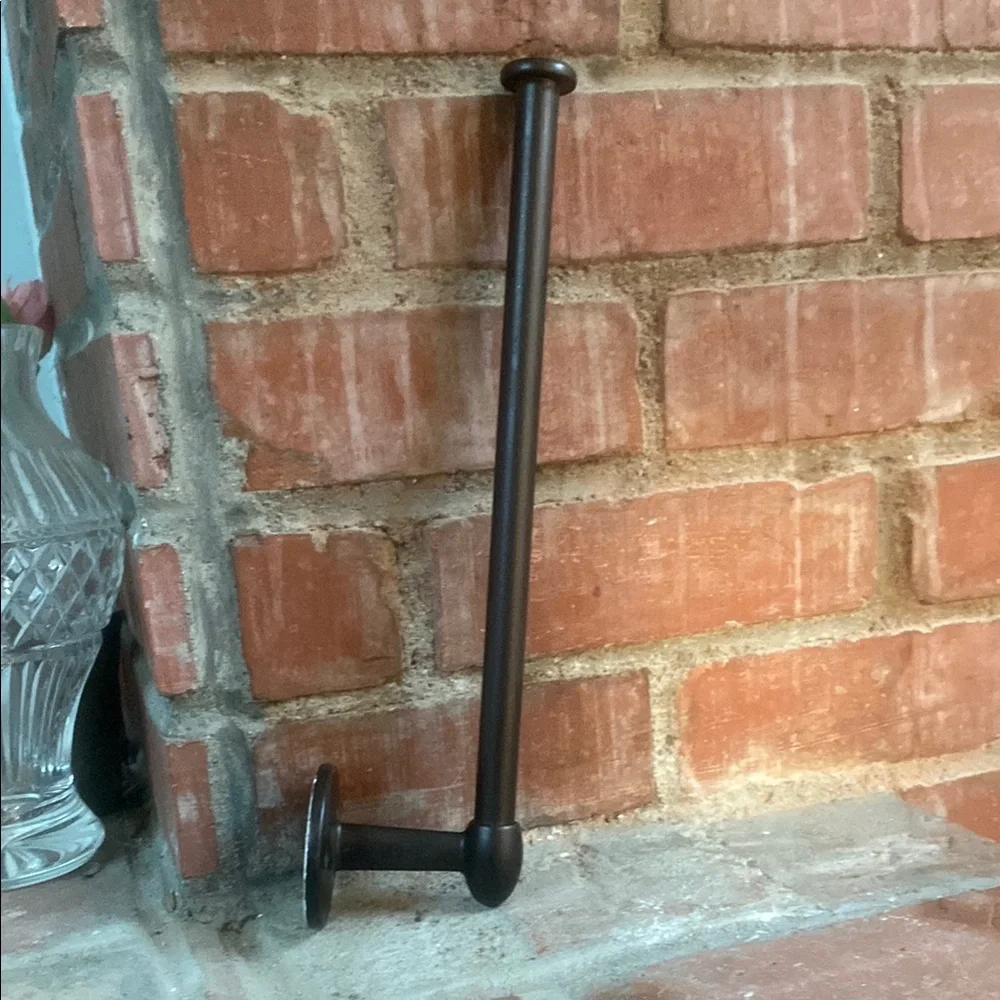 Bronze Wall-Mounted Towel Bar